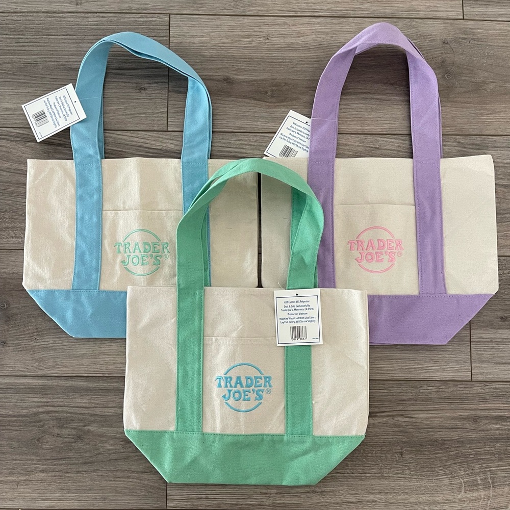 Trader Joe’s spring totes